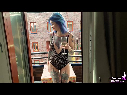 ❤️ Ọdọmọbinrin ti o tobi pupọ ti o mu pẹlu ikun ati aibikita ni itara labẹ Ọrun Ṣii ❤ Ohun onihoho ti ile  ❤